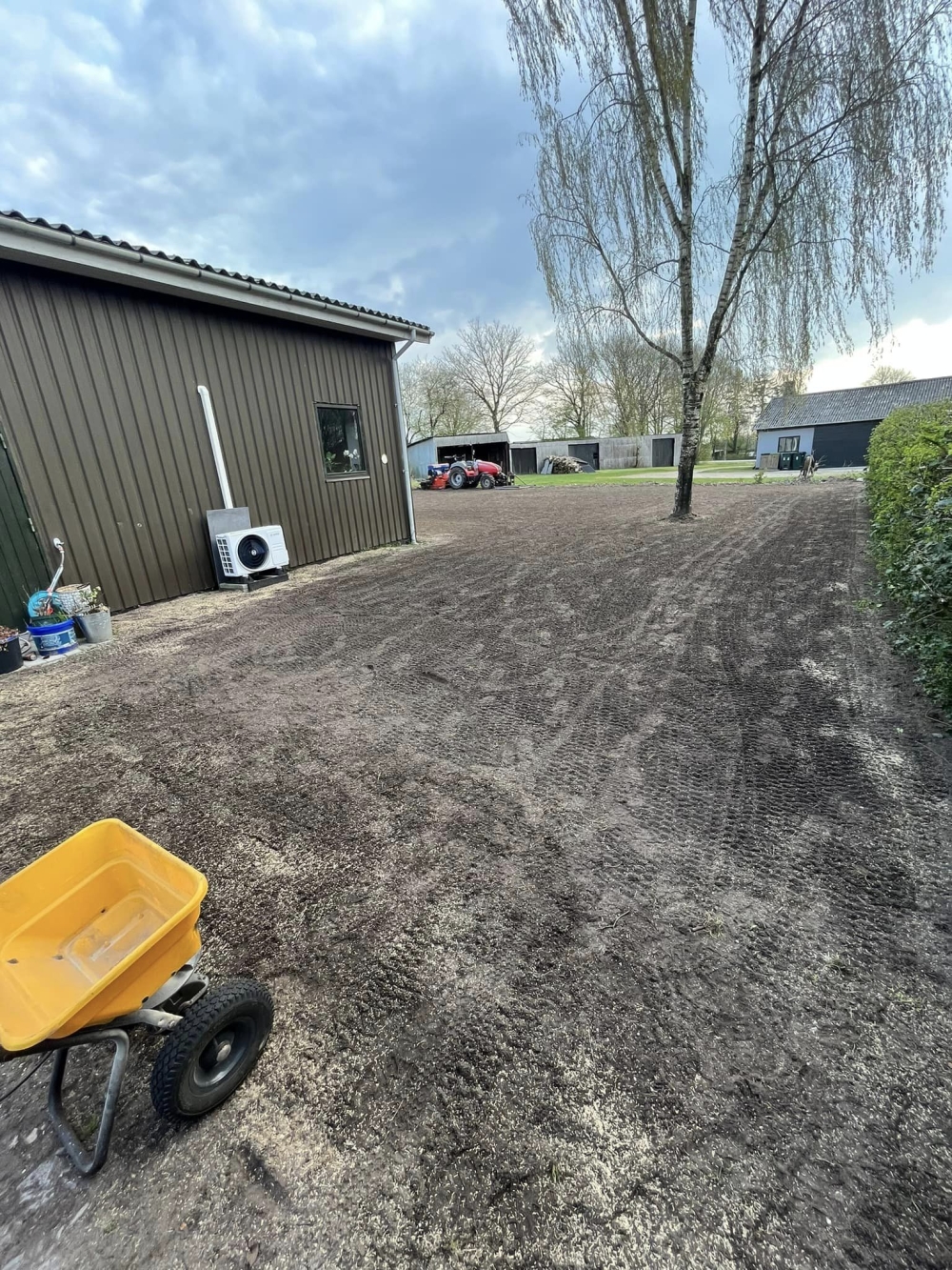 anlægning af græsplæne